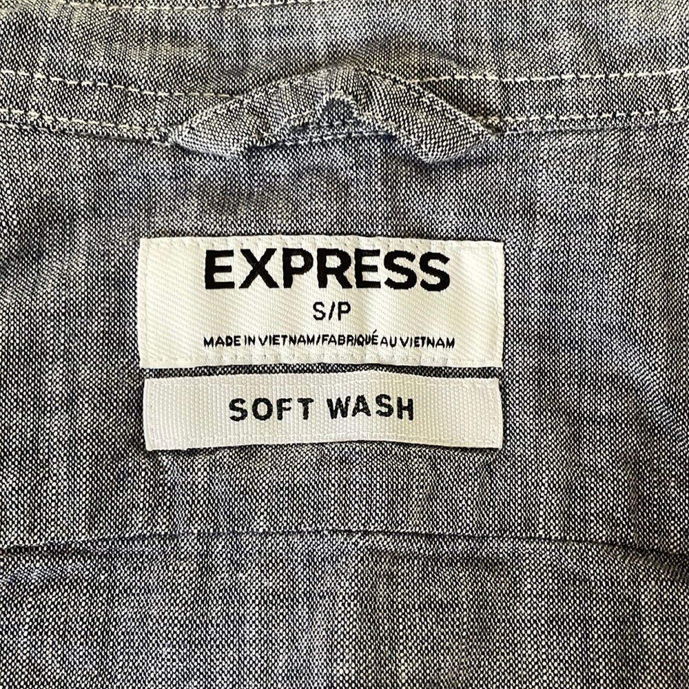 Men's express size small button up shirt
